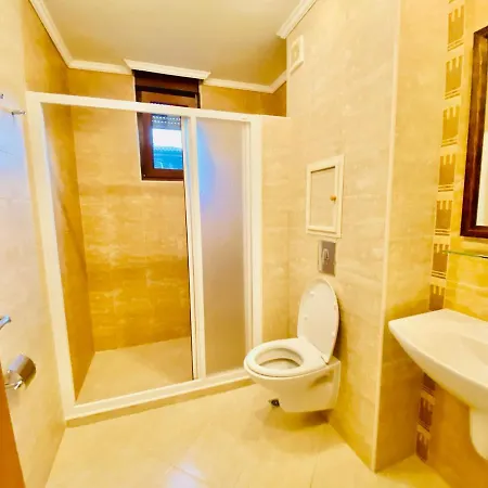 Santa Marina 2-bedroom Apt. W/ Sea View + Terrace * 소조폴