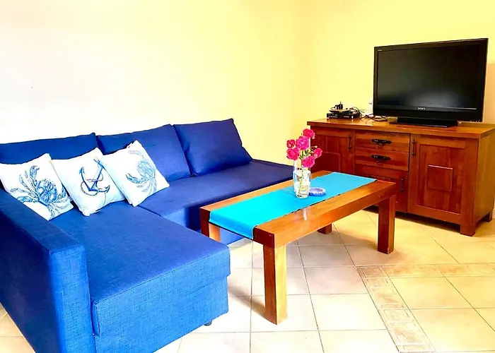 Santa Marina 2-bedroom Apt. W/ Sea View + Terrace *