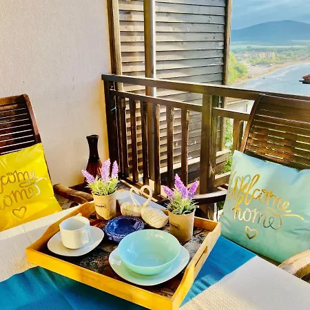 Santa Marina 2-bedroom Apt. W/ Sea View + Terrace *