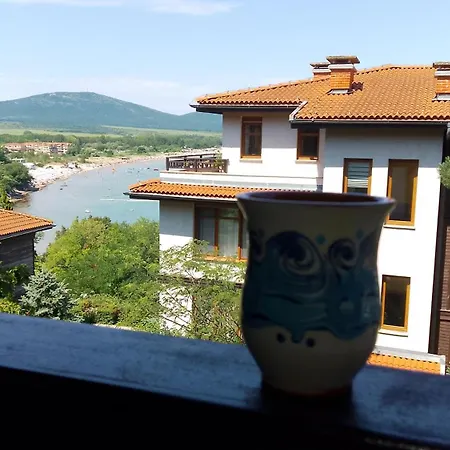 Apartmán Santa Marina 2-bedroom Apt. W/ Sea View + Terrace *