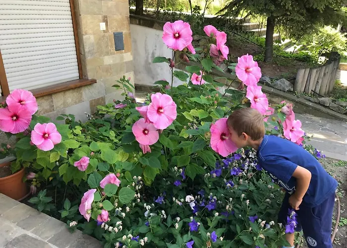 公寓 Santa Marina 2-bedroom Apt. W/ Sea View + Terrace