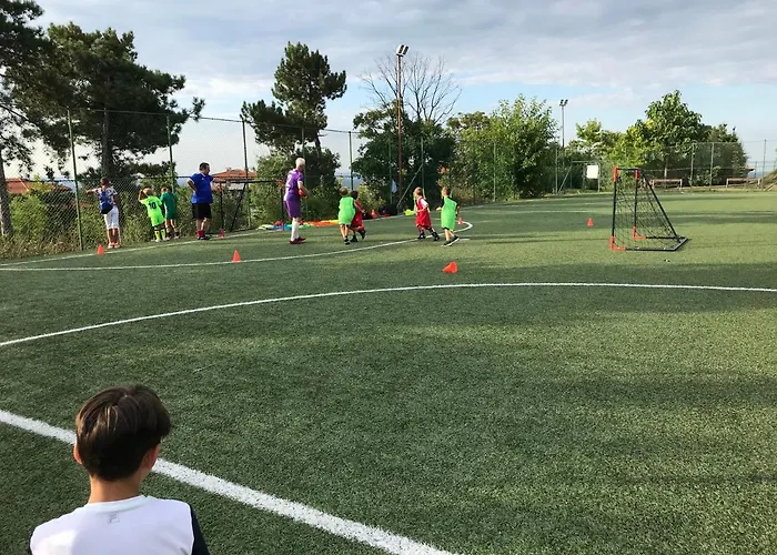 Santa Marina 2-bedroom Apt. W/ Sea View + Terrace 公寓